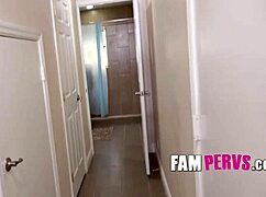 Petite stepsis Kenzie Reeves gets dirty in steamy shower sex