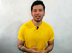 joven twink de 21cm penetra al señor taquero en la bodega de salsas a pelo