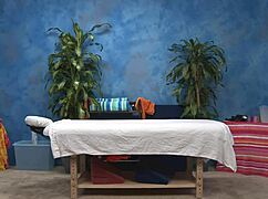 Watch This Experienced Blonde Devour Cock Like A Pro!