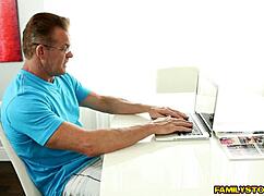 Brittany Shae Suggestively Fucked Doggy Style By Step Dad