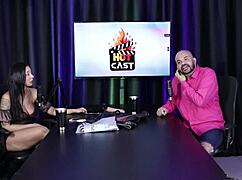 o lugar mais estranho que transou foi com um coroinha no confessionário da igreja e também já gravou no cemitério - paulo avelar tiv models sheer red