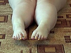 Bbw licks legs in pantyhose masturbating 😍