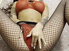 Secretary Monika Fox sucked her boss in hotel room, squirting cum on shaved pussy