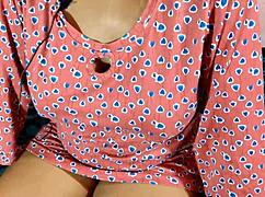 Wow, Indian babe Lily flaunts her sexy ass! 😍