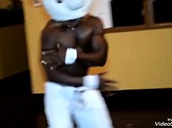 MALE STRIPPERS AREN'T GAY