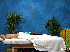 She casually gives a massage on webcam