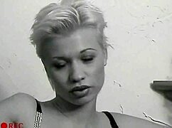 Esta Milf Francesita Se Folla a Sus Dos Amigos y Lo Graba