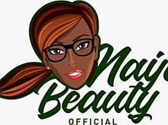 i love watching the sexy twerker finger her wet pussy