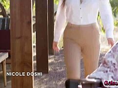 Fuck yeah, Jewelz Blu and Nicole Doshi eat pussy in the sun