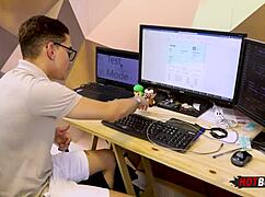 Pirocudo fucking that naughty guy hard.