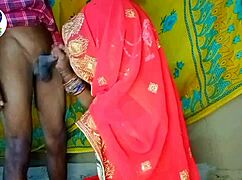 Desi village bhabhi saree removing finger karke jordaar chudai 🔥