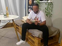 Yo, check Vitoria Beatriz in this hot clip!