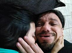 Rolando Muita Pegação Gostosa com a Ninfetinha Novinha e o Velho Bluezao Gostoso