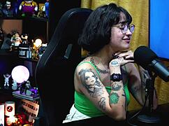 Martina Oliveira gets hot seeing Ruan’s huge tool on podcast 🔥