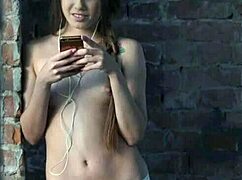 Riding Brunette Beauty Sucks With Passion!