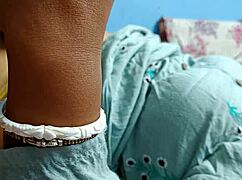 पूजा हॉटी की गांड नॉटी बंगाली भाभी ने पकड़ी वाइल्ड एक्शन में