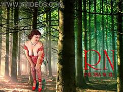 विशाल सेक्रेटरी ऑफिस में लंबी होती है, मैनेजर को हैरान करती है