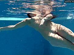 Nicole Pearl shakes her tight ass in the pool super hot 😏