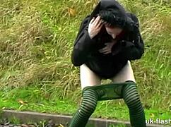 british milf fingers herself and pisses in public 😏