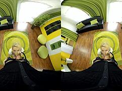 karol lilien says she's hot for your cock in the shower