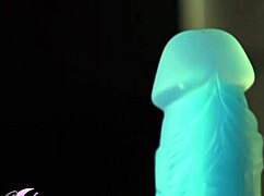 Watch my 18yo ass bounce on this pretty dildo