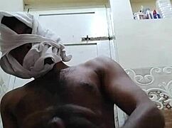 Suggestive Gay Encounter in the Ass Area