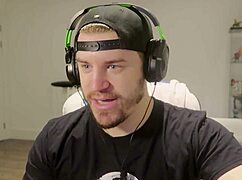 Perfect fbi secret agent meets and fucks in anime hentai with big tits flashing