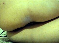 Look at my big Italian milf ass farting in slow motion, it'll drive you completely crazy.