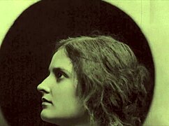 Vintage Erotic Animation Evokes Passionate Desires