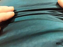 Santa Claus Eats Amateur Milf's Pussy for Christmas POV