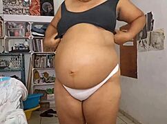 Wow, Shopping With Pregnant Lady In Store Gets Wild! Full On Xvideos Red!