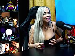 Ruan Se Impressiona Com A Espanhola Kiara Blay Ela Tirou Os Seios Pra Fora Ele Babou - Podcast P�pum No Barraco Completo No Sheer Red 😍