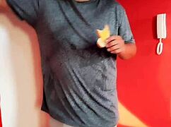 pizza delivery guy arrives, i pay with my ass and get creampied 😋 what a tasty way to save money