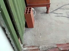 Descubro A Mi Hermanastra Fumando En La Azotea Y Mientras Me Chupa La Polla Me Pide Que Se La Meta Para No Contarle A Mi Madrasta -1 Parte-