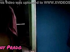 Fomos Alugar Uma Casa E Tive Que Dar Gostoso Para Os Donos Enquanto O Meu Marido Chupa A Minha Buceta