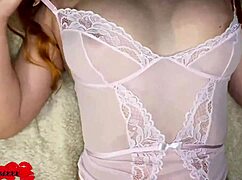 Alluring Closeup Of Nude Brunette's Sex Appeal On Sofa With Petite Lesbian Massage