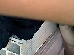 me follo por primera vez el co�o de mi jefa y me corro dentro