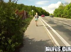 Public pickup with Veronika working out. She blows in open air! 😎