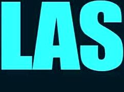 Amateur Redhair Living On The Edge! Flashing Pussy And Fingering In Public!