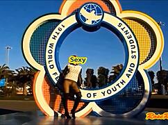 Sexy Legs Flash in Olympic Park