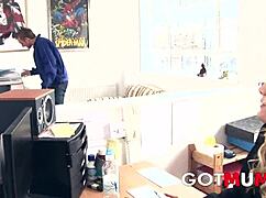 got mum - two sexy milfs sharing one hard cock 😜