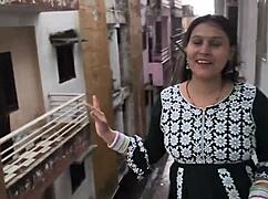 न्यू दिल्ली में ओयो होटल रूम में मेरी गर्लफ्रेंड के साथ हार्डकोर फकिंग