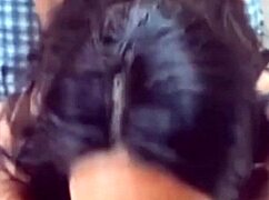 me corro en la garganta profunda de la chupona