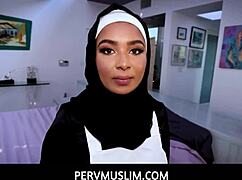 Hey, hot muslim teen in hijab is new at work and totally ready to fuck! 😏