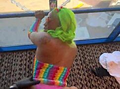 Moee Baby twerking big ass for days with Gibby the Clown