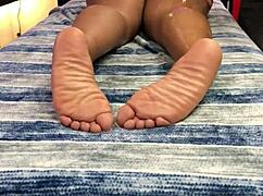 i had fun with this sexy ebony queen, gave her a massage and spread her thick black ass