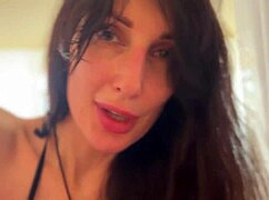 Wife cheats with friend during fitness club handjob and cowgirl