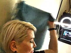 एक रंडी औरत की पीक को डिफाइन करती है। ऐमी, हॉट मिल्फ, मैरिड कॉक्सकर्स की क्वीन के रूप में रूल करती है।