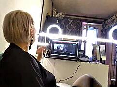 एक रंडी औरत की पीक को डिफाइन करती है। ऐमी, हॉट मिल्फ, मैरिड कॉक्सकर्स की क्वीन के रूप में रूल करती है।