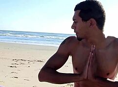 Dude, big boobed beach whore kiera king gets fucked raw by huge cock! 🥵